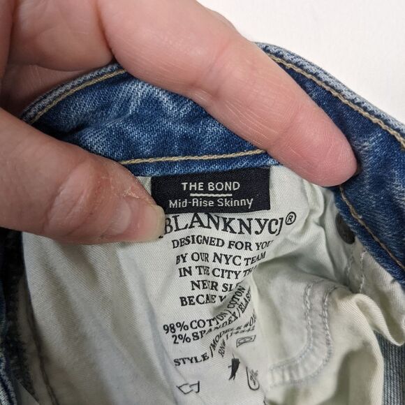 BlankNYC The Bond Mid Rise Skinny Jeans - Picture 11 of 11